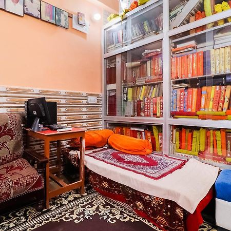 Hotel O Jyotish House Ayodhya Esterno foto