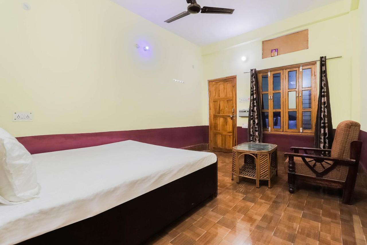 Hotel O Jyotish House Ayodhya Esterno foto