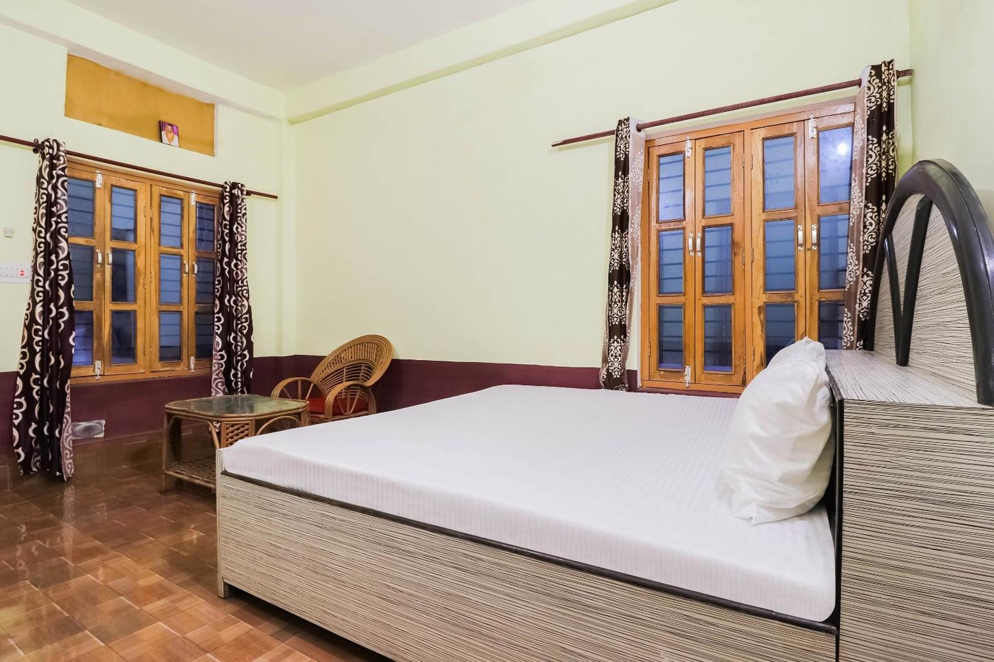Hotel O Jyotish House Ayodhya Esterno foto