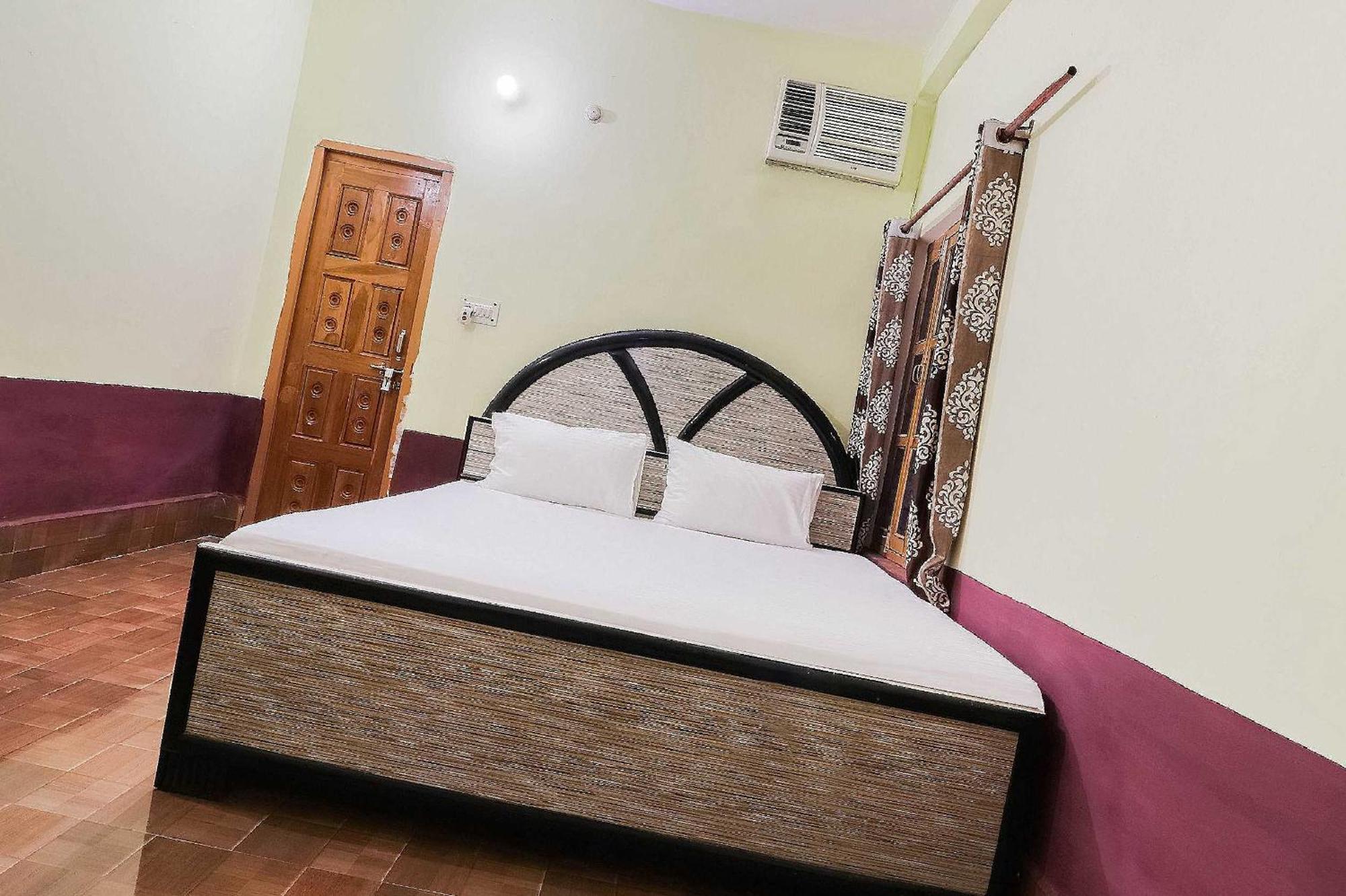 Hotel O Jyotish House Ayodhya Esterno foto