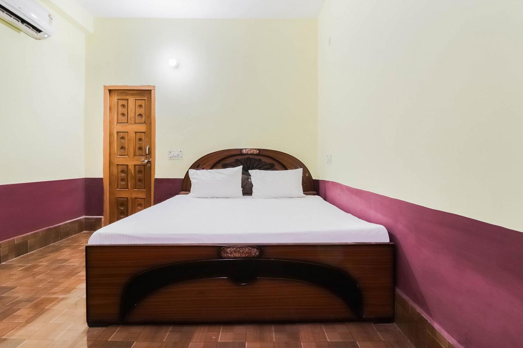 Hotel O Jyotish House Ayodhya Esterno foto